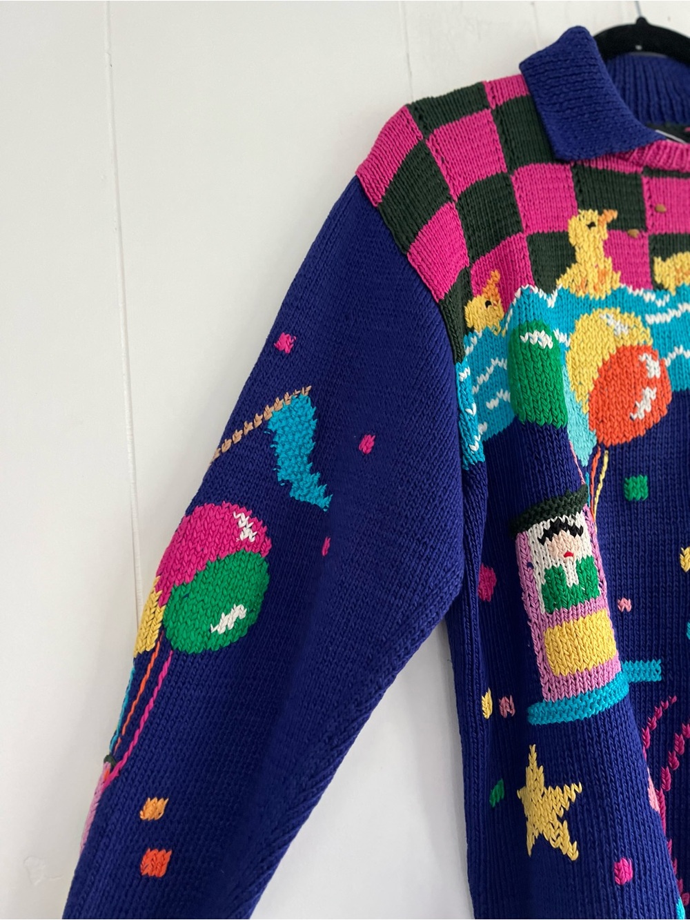 Vintage 1989 Berek Sweater Hand Knitted Carnival Circus Size Medium - Picture 6 of 16